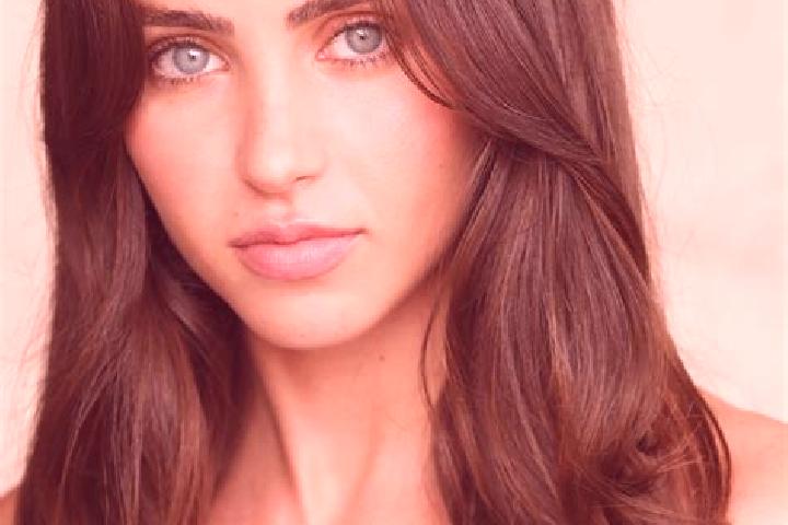 Chloe, 33, a brunette blue-eyed ebony companion based in Schmorda. Offering A-Level, Overnight, Massage. Available for incall and outcall, day and evening da...