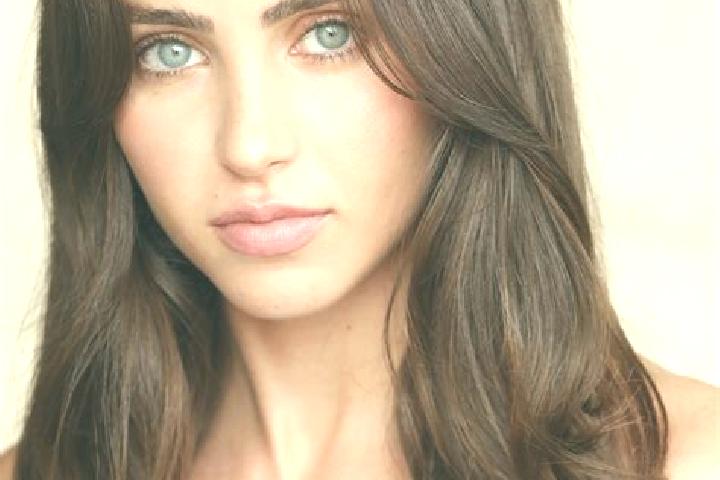 Chloe, 33, a brunette brown-eyed latina companion based in Kalede. Offering Erotic Massage, Striptease, Fetish, A-Level. Available for incall and outcall, ov...