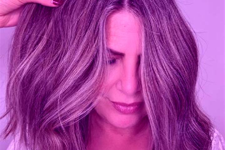 Chloe, 33, a dark blonde grey-eyed caribbean companion based in Loudes. Offering Overnight, Travel Companion, Domination, OWO, Striptease. Available for inca...