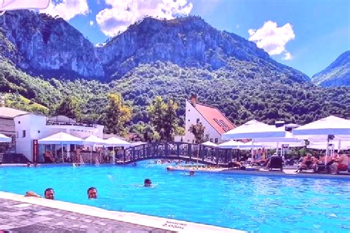 Chloe, 33 — Escort in Banpotoc, Romania