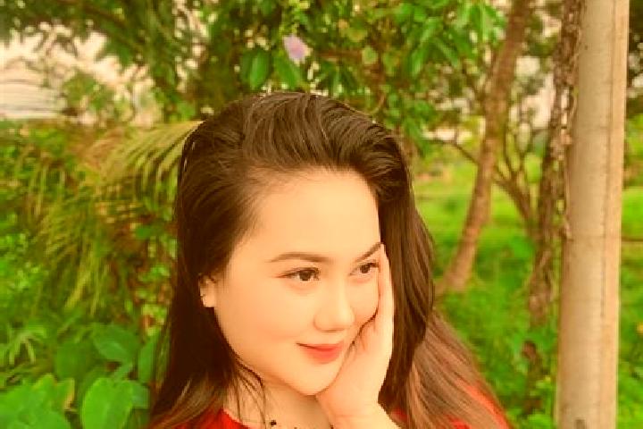 Chloe, 33 — Escort in Bumiayu, Indonesia