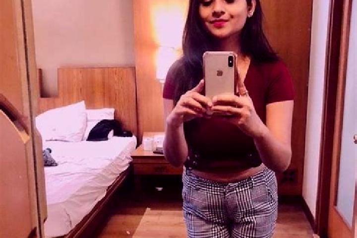 Chloe, 33 — Escort in Coimbatore, India