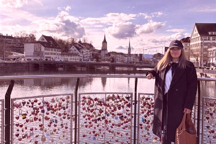 Chloe, 33 — Escort in Effretikon / Watt, Switzerland