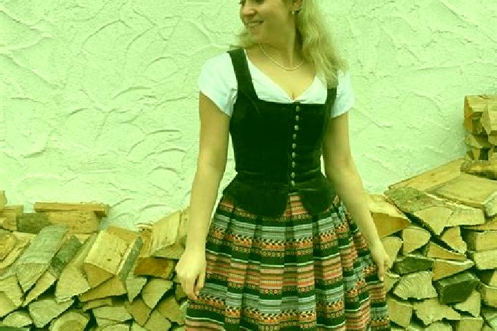 Chloe, 33 — Escort in Hoeflein, Austria