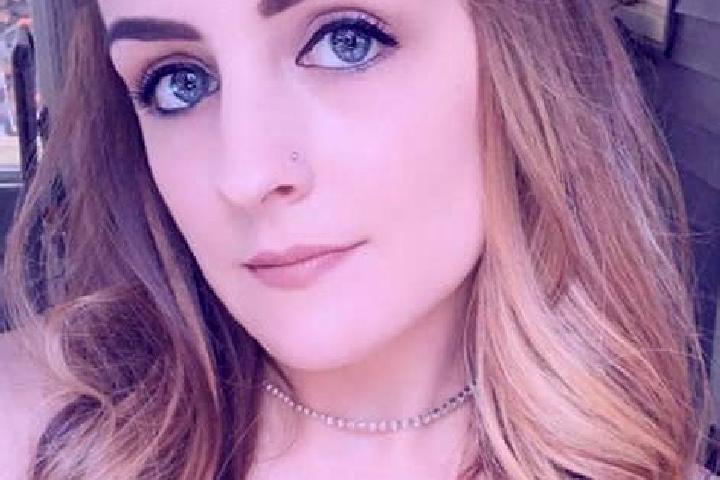 Chloe, 33 — Escort in McGovern, United States