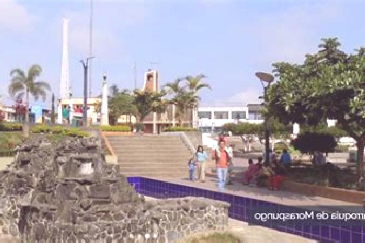 Chloe, 33 — Escort in Moraspungo, Ecuador