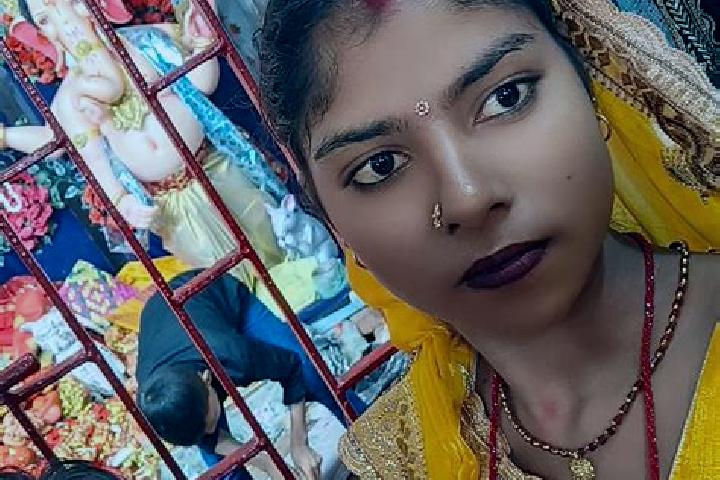 Chloe, 33 — Escort in Supaul, India