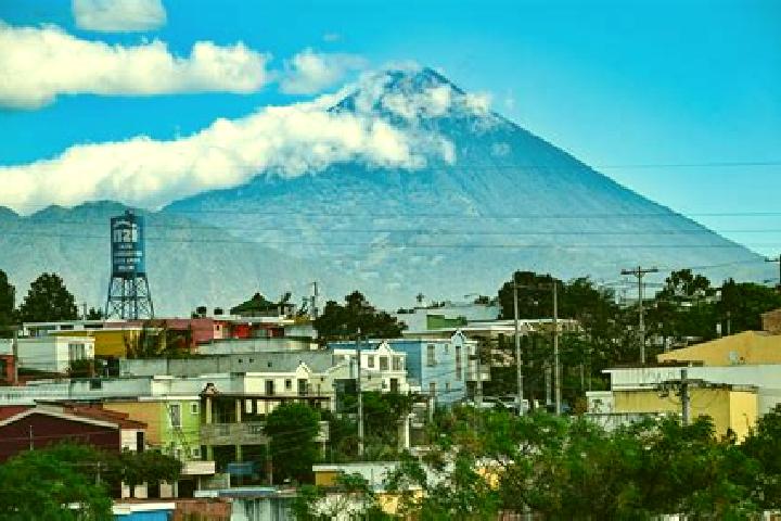 Chloe, 33 — Escort in Villa Nueva, Guatemala