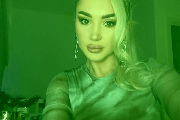 Chloe, 34, a blonde dark-eyed asian companion based in Raba. Offering Overnight, GFE, BDSM, A-Level, Massage. Available for incall and outcall, day and eveni...