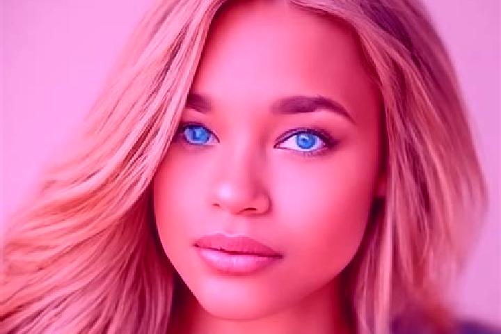 Chloe, 34, a dark blonde blue-eyed latina companion based in Kamaishi. Offering Couples, Travel Companion, 69, OWO. Available for incall and outcall, day and...