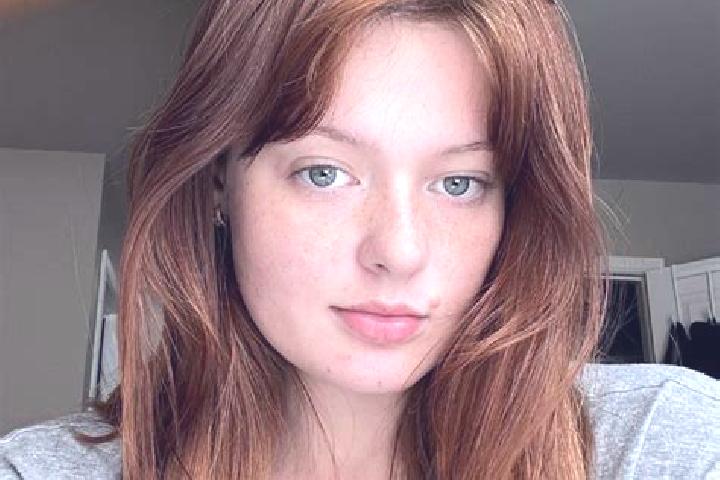 Chloe, 34, a red brown-eyed indian companion based in Corchiano. Offering OWO, Massage, Party Girl. Available for incall and outcall, overnight bookings avai...