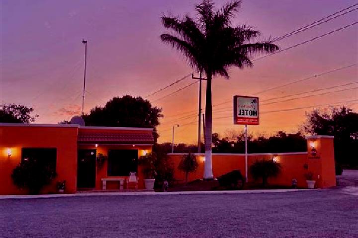 Chloe, 34 — Escort in Barretal, Mexico