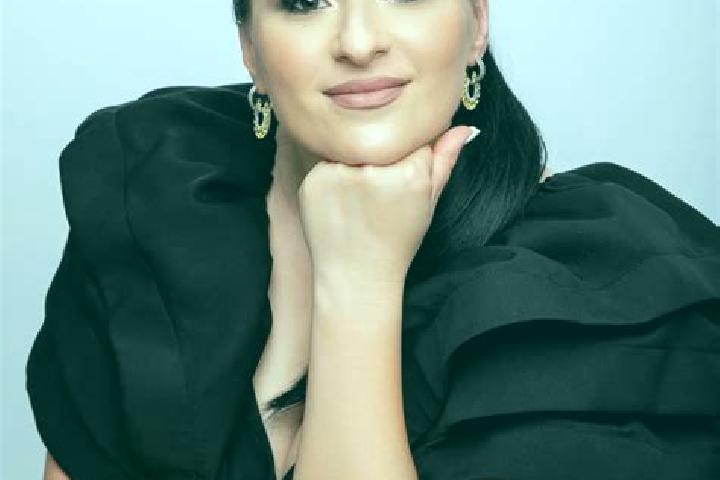 Chloe, 34 — Escort in Bogza, Romania