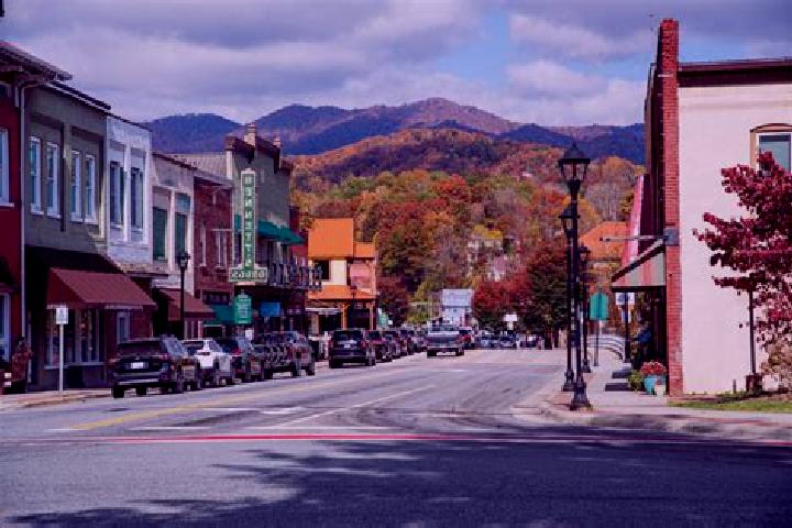 Chloe, 34 — Escort in Bryson City, United States