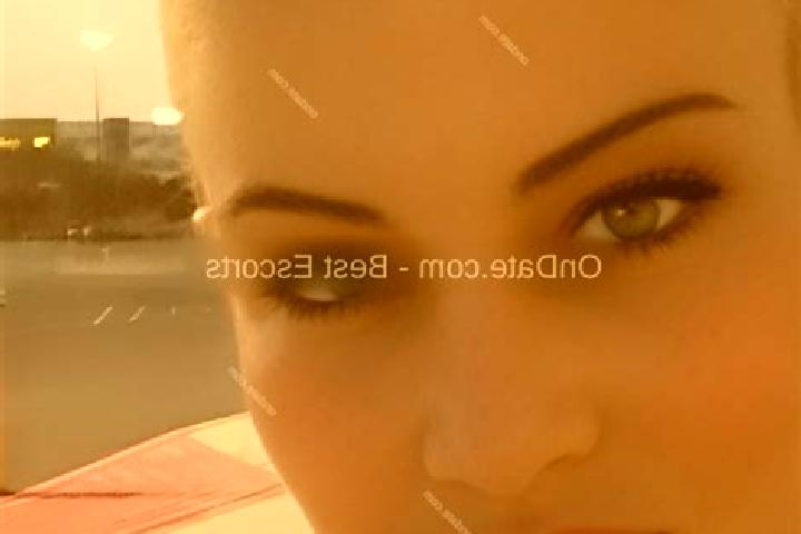 Chloe, 34 — Escort in Camino, United States