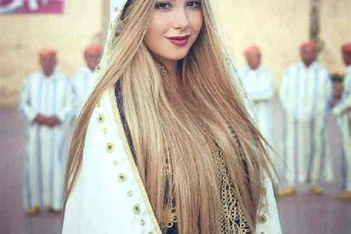 Chloe, 34 — Escort in Imilchil, Morocco