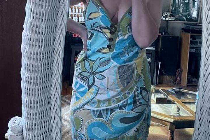 Chloe, 34 — Escort in Saint Paul, United States