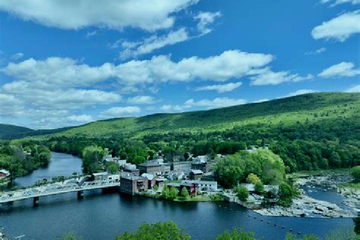 Chloe, 34 — Escort in Shelburne Falls, United States