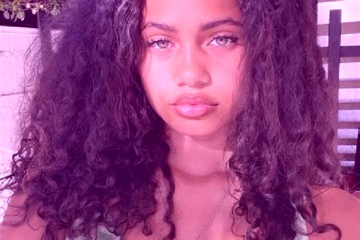 Chloe, 35, a black green-eyed mixed companion based in Asse-le-Boisne. Offering OWO, Couples, Overnight, GFE. Available for incall and outcall, day and eveni...