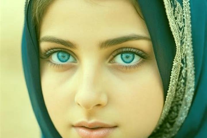 Chloe, 35, a blonde blue-eyed middle eastern companion based in Tsabit. Offering Travel Companion, Domination, CIM. Available for incall and outcall, overnig...