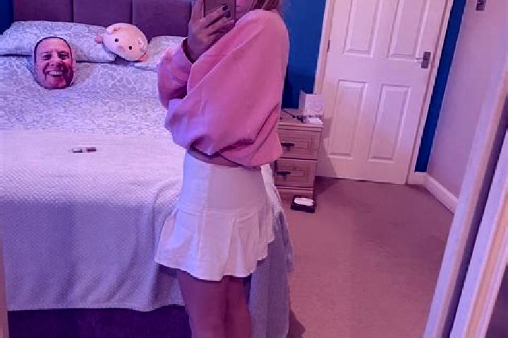 Chloe, 35 — Escort in Aldershot, United Kingdom