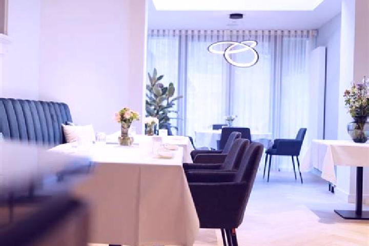 Chloe, 35 — Escort in Bambrugge, Belgium