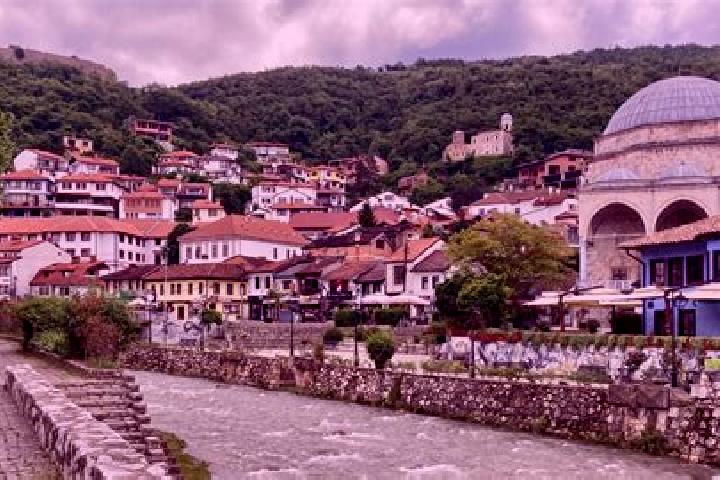 Chloe, 35 — Escort in Junik, Kosovo