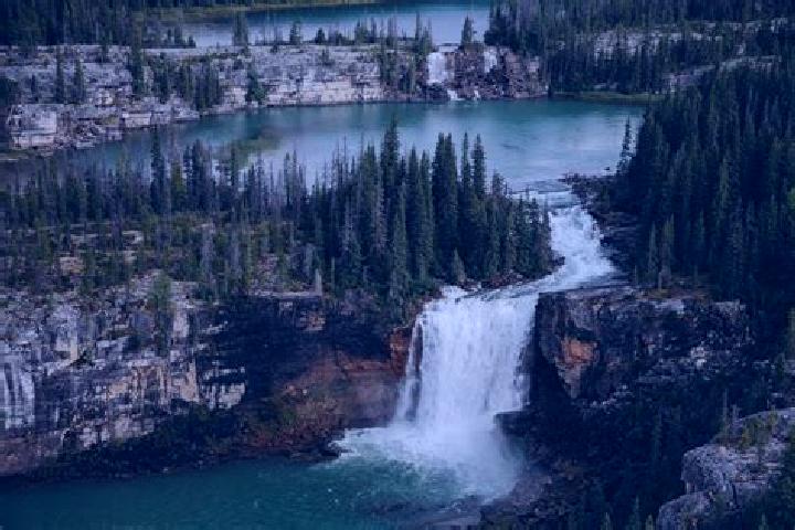 Chloe, 35 — Escort in Tumbler Ridge, Canada