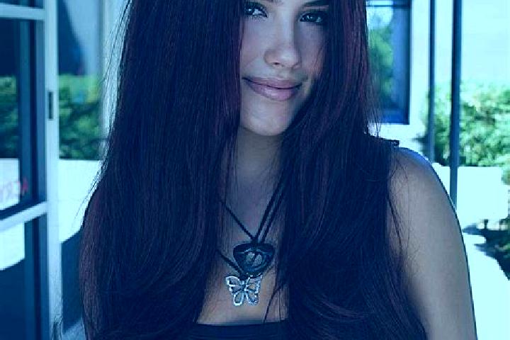 Chloe, 36, a auburn dark-eyed caribbean companion based in Haslett. Offering Erotic Massage, Roleplay. Available for incall and outcall, day and evening dates.