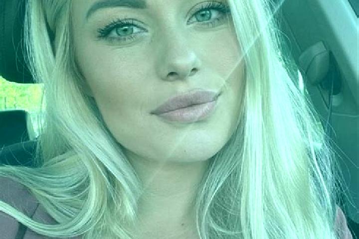 Chloe, 36, a blonde hazel-eyed caucasian companion based in North Dandalup. Offering Dinner Date, Duos, OWO, Massage. Available for incall and outcall, day a...