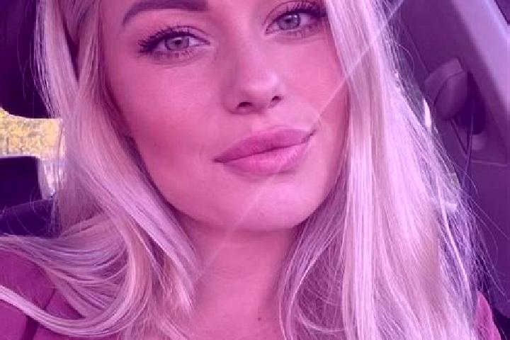 Chloe, 36, a blonde hazel-eyed ebony companion based in Muetzel. Offering Prostate Massage, Overnight, Striptease. Available for incall and outcall, day and ...