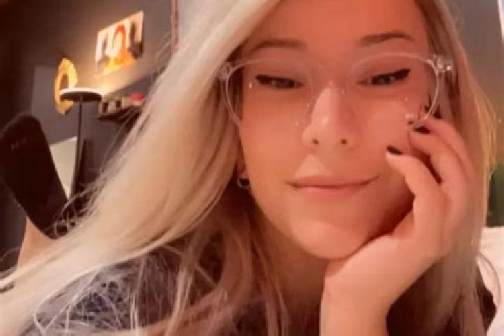 Chloe, 36, a blonde hazel-eyed middle eastern companion based in Berzo San Fermo. Offering Domination, Girlfriend Experience, Roleplay, Erotic Massage. Avail...