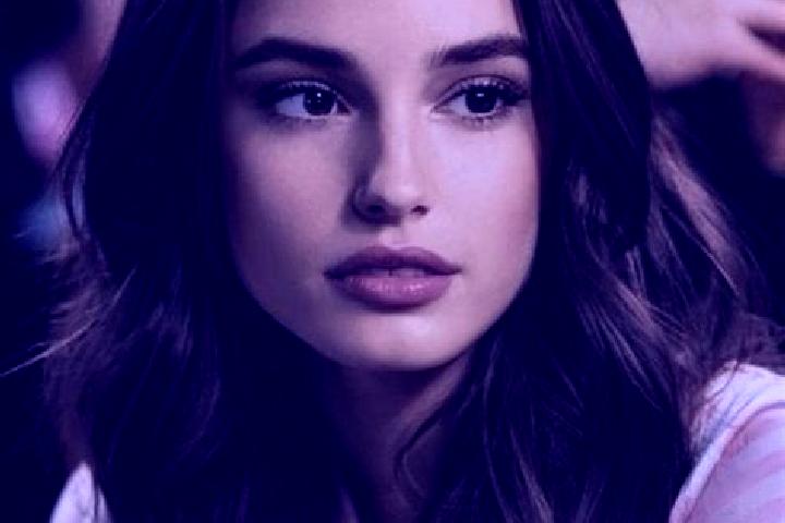 Chloe, 36, a brunette brown-eyed ebony companion based in Hoyos del Espino. Offering Duos, Deep French Kissing, Erotic Massage, Roleplay. Available for incal...