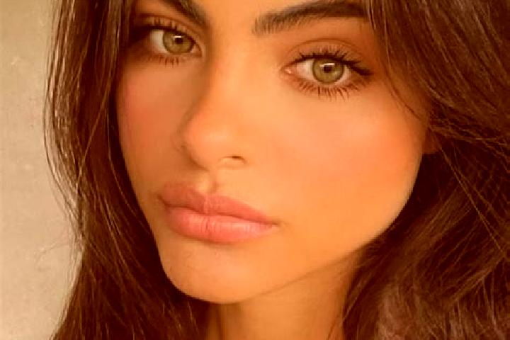 Chloe, 36, a brunette brown-eyed middle eastern companion based in Bagulin. Offering BDSM, Duos, OWO. Available for incall and outcall, day and evening dates.