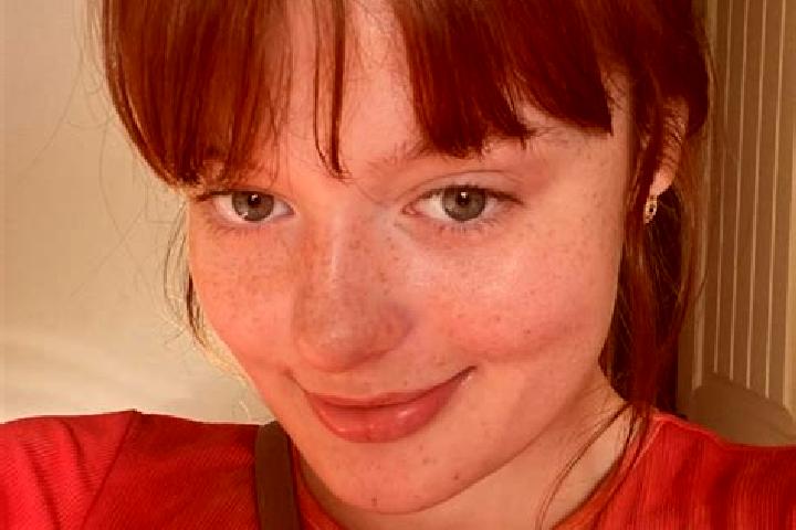 Chloe, 36, a red green-eyed caucasian companion based in Walkerton. Offering BDSM, Striptease, Prostate Massage. Available for incall and outcall, day and ev...