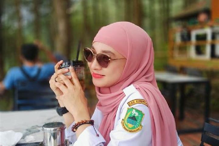Chloe, 36 — Escort in Langseb, Indonesia
