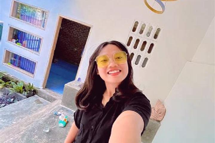 Chloe, 36 — Escort in Pringgabaya, Indonesia
