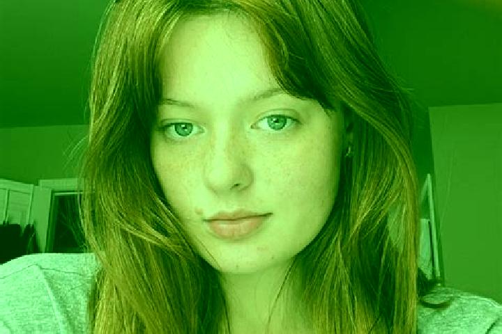 Chloe, 37, a auburn blue-eyed caucasian companion based in Pravcice. Offering CIM, Party Girl, Dinner Date. Available for incall and outcall, day and evening...