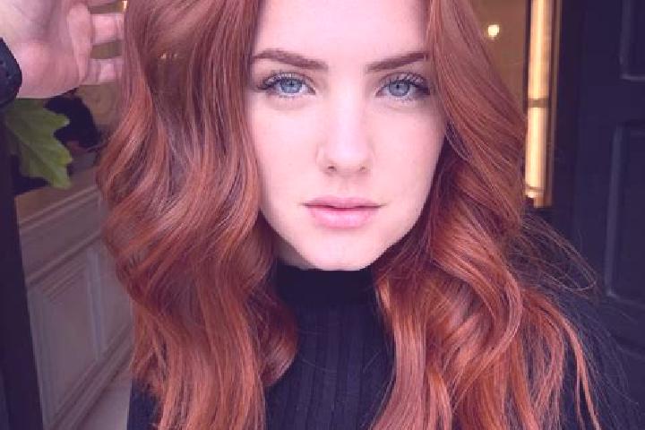Chloe, 37, a auburn blue-eyed middle eastern companion based in Montemesola. Offering Overnight, CIM. Available for incall and outcall, day and evening dates.