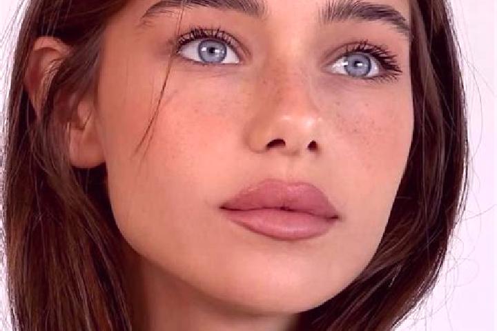 Chloe, 37, a brunette brown-eyed caribbean companion based in Shell Knob. Offering Massage, Prostate Massage, 69, Fetish, Girlfriend Experience. Available fo...