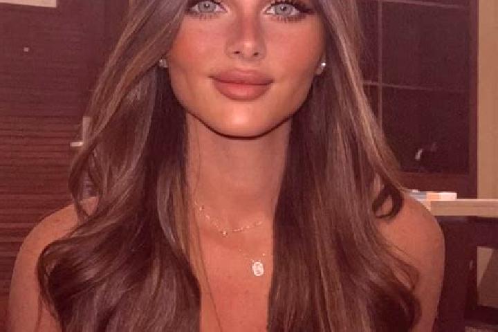Chloe, 37, a brunette dark-eyed mixed companion based in Colonia Nativitas. Offering Domination, Dinner Date. Available for incall and outcall, day and eveni...