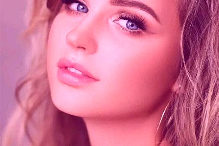 Chloe, 37, a dark blonde blue-eyed caucasian companion based in Branik. Offering Massage, Striptease, Deep French Kissing. Available for incall and outcall, ...