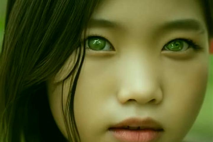 Chloe, 37, a red green-eyed asian companion based in Perry Vale. Offering BDSM, Girlfriend Experience, Fetish, Deep French Kissing, Duos. Available for incal...
