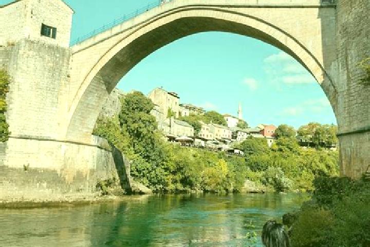 Chloe, 37 — Escort in Caklovici Gornji, Bosnia and Herzegovina