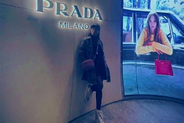 Chloe, 37 — Escort in Mirafuentes, Spain