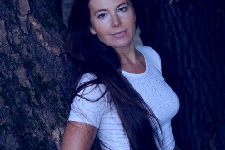 Chloe, 37 — Escort in Neftekamsk, Russia