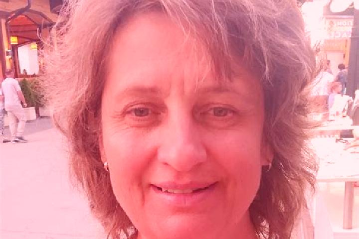 Chloe, 37 — Escort in Profa, Romania