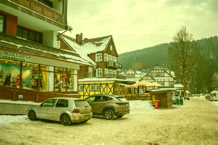 Chloe, 37 — Escort in Spindleruv Mlyn, Czech Republic