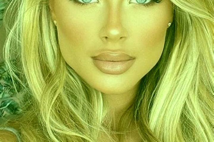 Chloe, 38, a blonde blue-eyed latina companion based in Miresu Mare. Offering Domination, A-Level, BDSM. Available for incall and outcall, day and evening da...