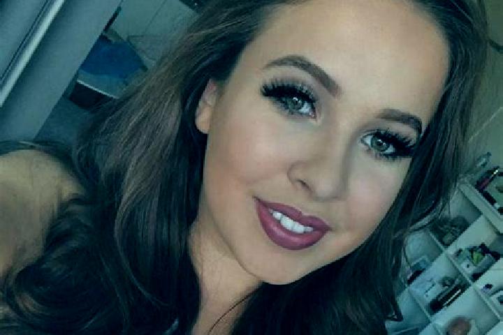 Chloe, 38, a red dark-eyed mediterranean companion based in Nerdlen. Offering Travel Companion, GFE, Striptease. Available for incall and outcall, day and ev...